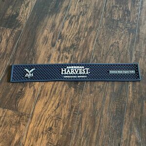 AMERICAN HARVEST BLUE RUBBER BAR RAIL  MAT NEW 23 1/2" X 3 1/2 NEW